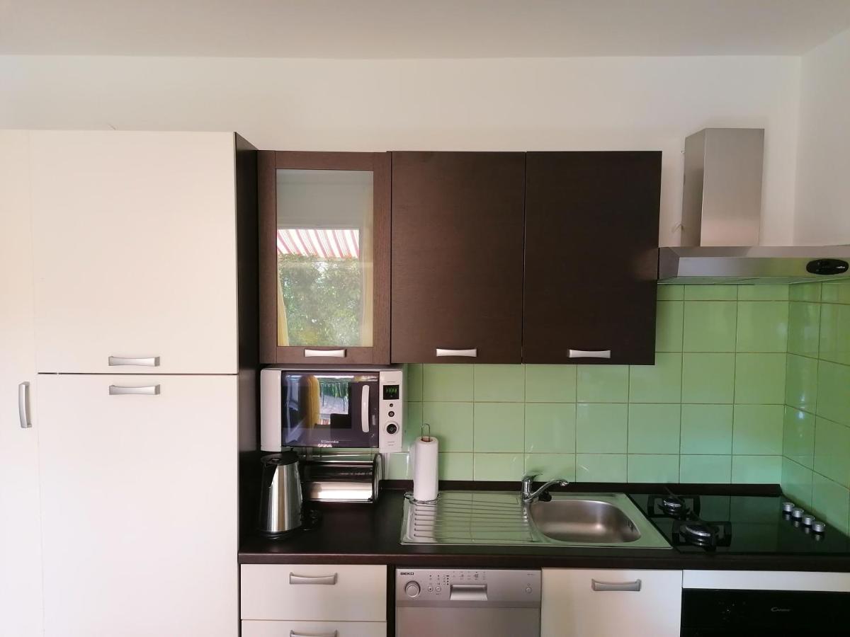 Apartment Poldrugo Cres Buitenkant foto