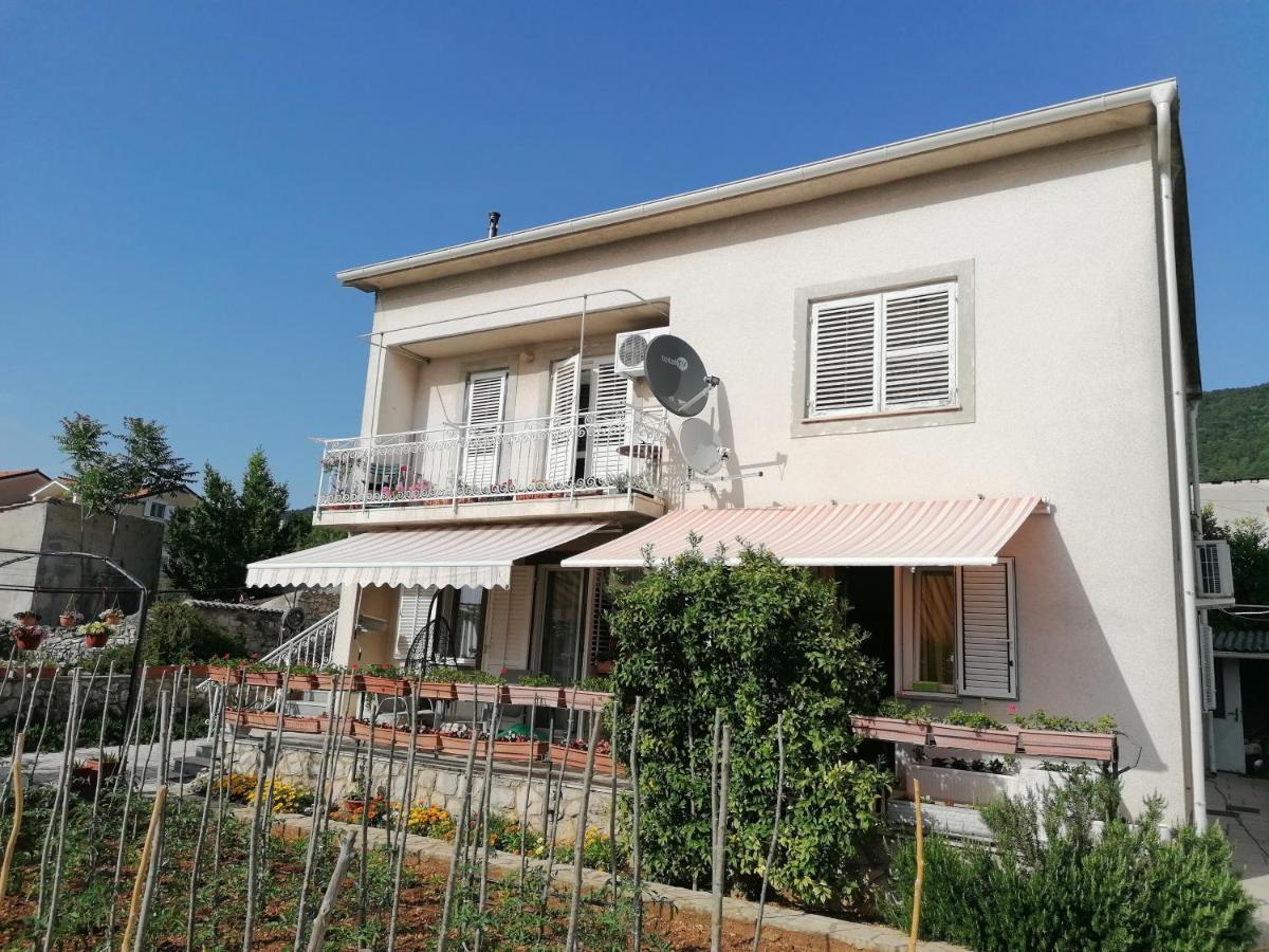 Apartment Poldrugo Cres Buitenkant foto