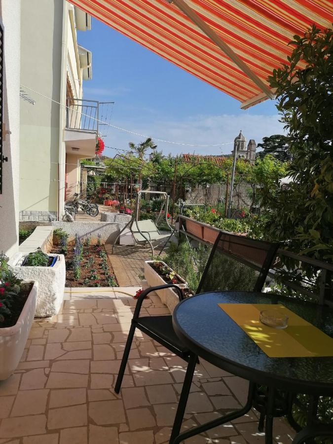 Apartment Poldrugo Cres Buitenkant foto