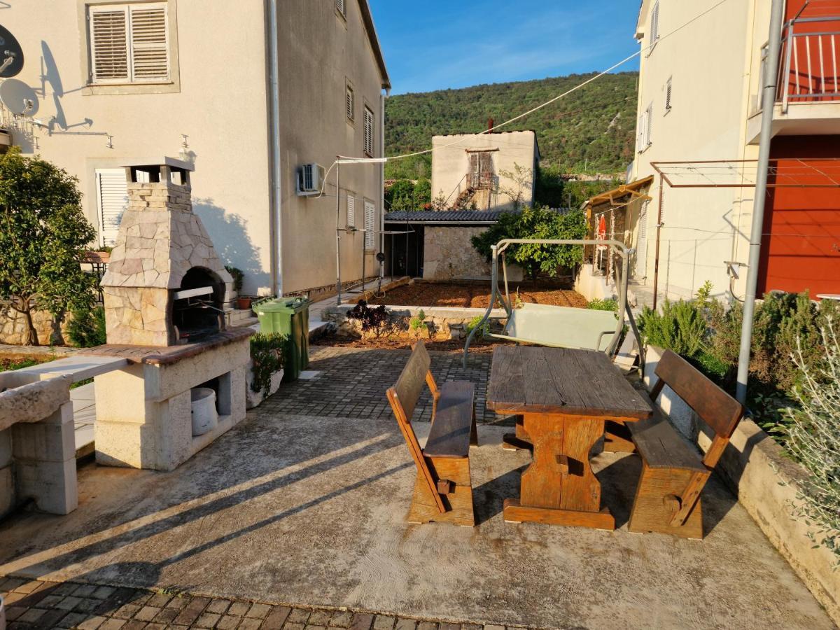 Apartment Poldrugo Cres Buitenkant foto